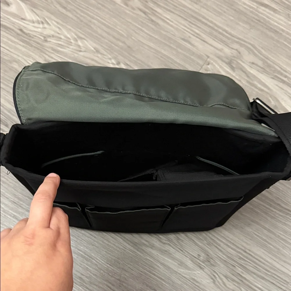 Bose Sound Dock Portable Model Shoulder Bag Travel Case with Strap